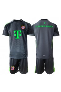 Bayern Munich Maalivahti Jalkapallovaatteet Lasten Vieraspeliasu 2025-26 Lyhythihainen (+ Lyhyet housut)